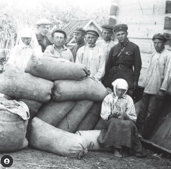 В 1930-х годах прабабку Ольги раскулачили за мешок муки, спрятанный..0