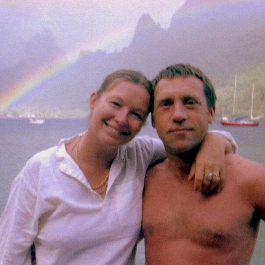 Владимир Высоцкий с женой Мариной Влади во время отдыха во..0