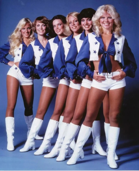 Группа поддержки Dallas Cowboys, 1979..0