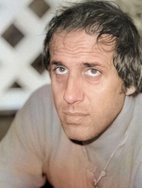 Адриано Челентано бросил школу в возрасте 12 лет, когда его семья..0