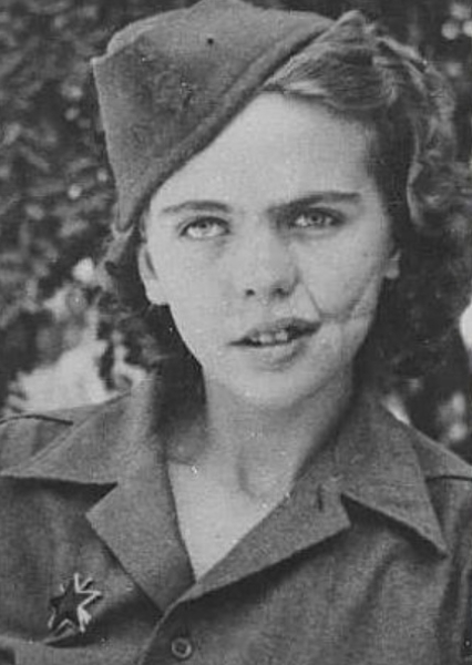 Албина Мали-Хочевар, родившаяся в сентябре 1925 года в рабочей..0