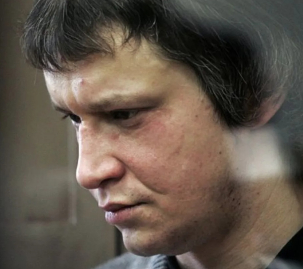 Александр Пичушкин убил более 50 человек и в 2006 году был признан..4