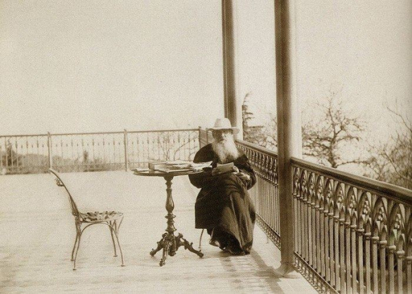 Конец 19 века, Лев Николаевич Толстой. Крым.

Запись в дневнике:..0