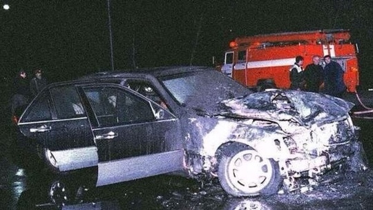 Кортеж президента Грузии Эдуарда Шеварднадзе после атаки..0