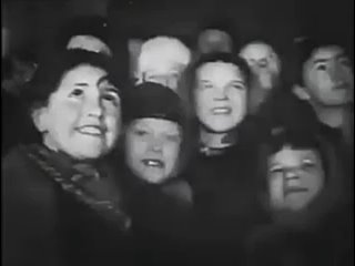 Ленинград празднует конец ада блокады: огни и слёзы на..0