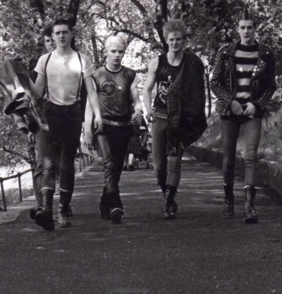 Панки Эдинбурга. Шотландия, 1983..0