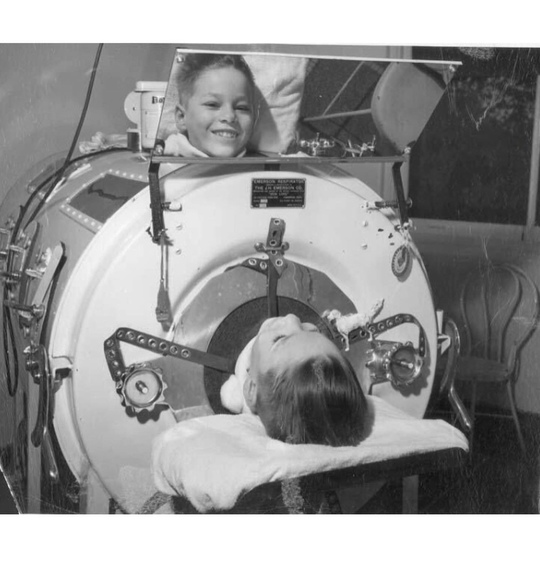 Пол Александер: 70 лет в железной капсуле — история мужества и..4