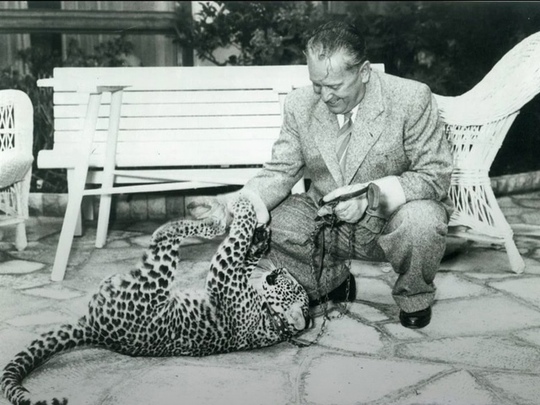 Президент Федеративной Народной
Республики Югославия Иосип..0