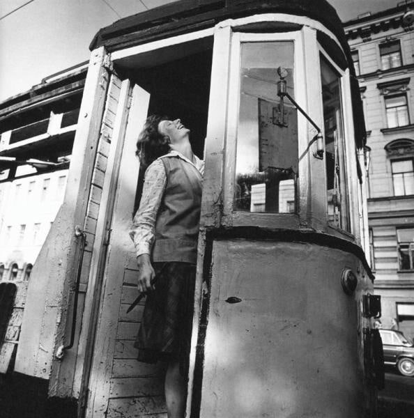 Вагоновожатая .Ленинград ,1979 г.

Автор фото :  Борис..0