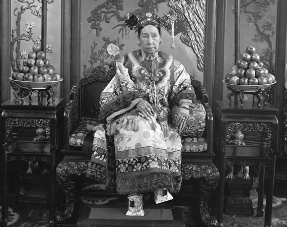 Вдовствующая Великая императрица цинского Китая Цыси, 1903—1905..0
