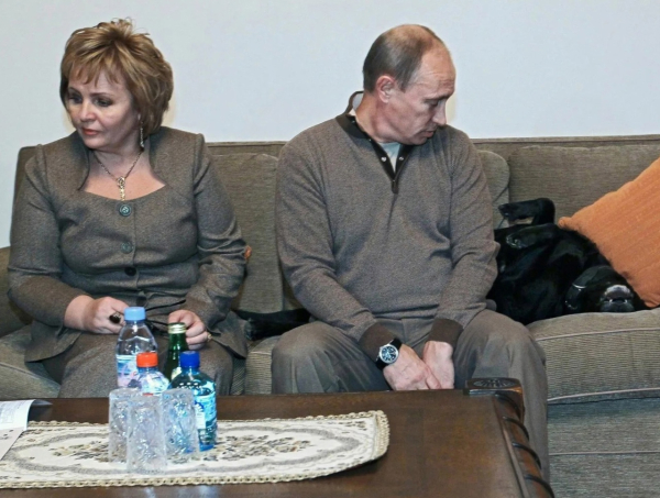 Владимир Путин с супругой Людмилой в эпоху 2000-х..3