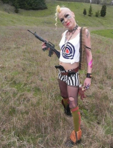 Внучка Иосифа Сталина Крис Эванс и внук Льва Троцкого Всеволод..0