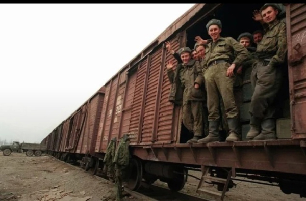 Вывод российских войск из Чечни после Хасавюртовских ..0