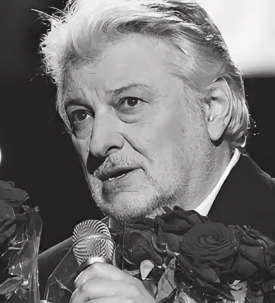 1 октября скончался певец и композитор Вячеслав Добрынин.
Ещё..2