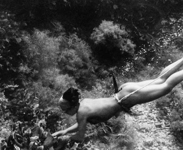 Ама — японские ныряльщицы за жемчугом, практикующие свое..3