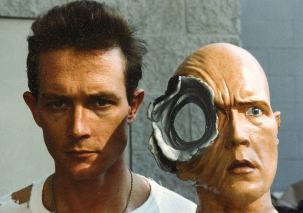 Фото со съемок Терминатор 2: Судный день (1991 год).

Фильм..2