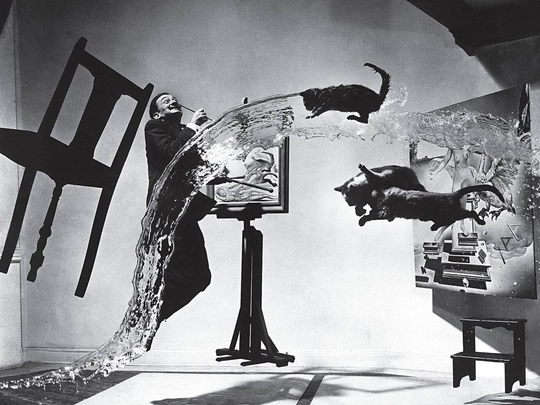 Фотография «Dali Atomicus», сделанная в 1948 году, запечатлела три..0