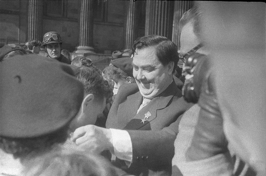 Георгий Маленков во время визита в Лондон, март..0