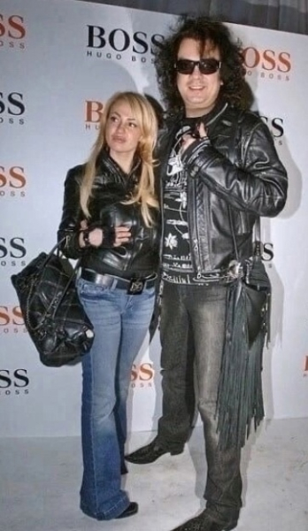 Юродивый шоу-бизнес..4