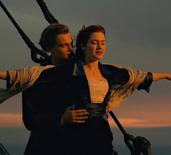 Кадры из фильмов 90-х которые стали..4