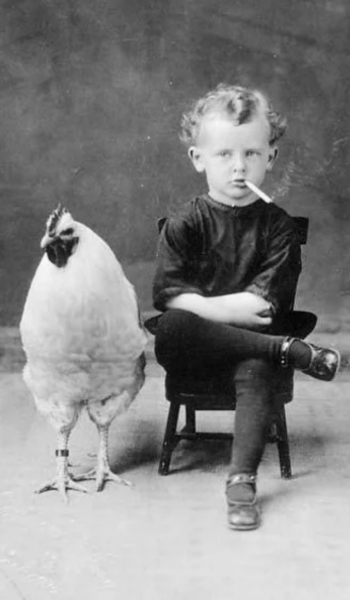 Мальчик с курицей, 1920-е..0