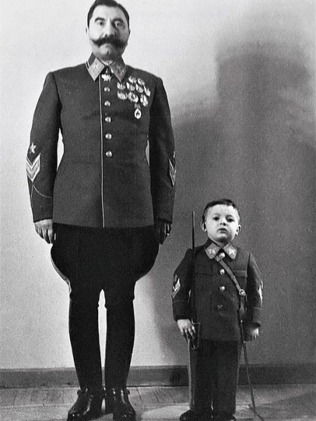 Маршал Советского Союза Семён Михайлович Будённый с сыном..0
