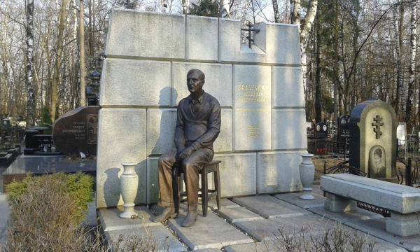 Могилы знаменитых воров в законе 90-х: память о бандитском..3