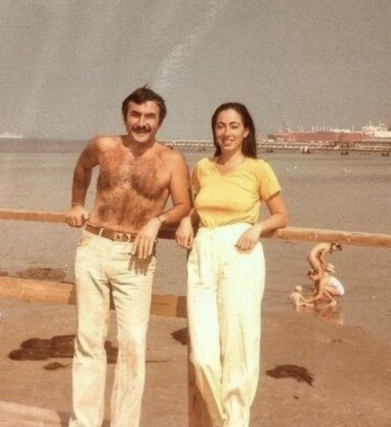 На фотографии, сделанной в 1970-х годах, знаменитый советский и..0