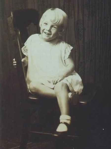 Нормa Джин Бейкep. США, 1929..0