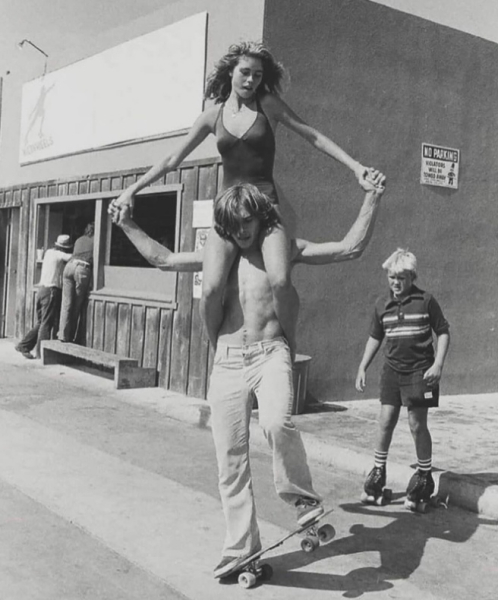 Пляжная жизнь Южной Калифорнии: золотое лето 1960-80-х

Лето в Южной..5