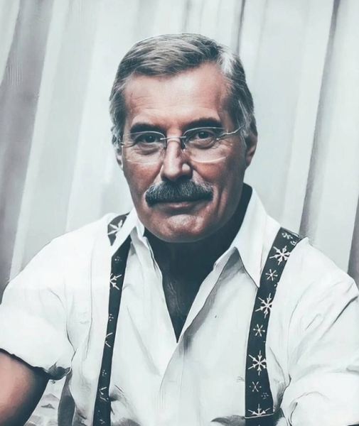 Турецкий фотограф Альпер Есилтас представил серию работ под..2