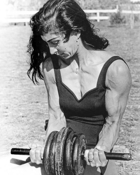 Воздушная гимнастка Мария Пападопулос-и-Вакеро на тренировке..0