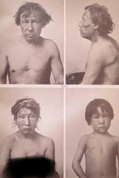 Выйдя прогуляться пасхальным воскресеньем 1882 года, профессор..1