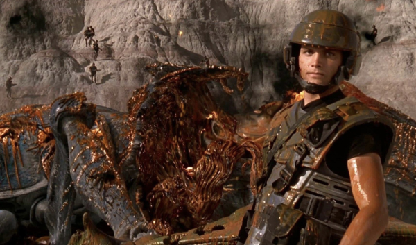 «Звездный десант»: Как Пол Верховен заставил зрителей..5