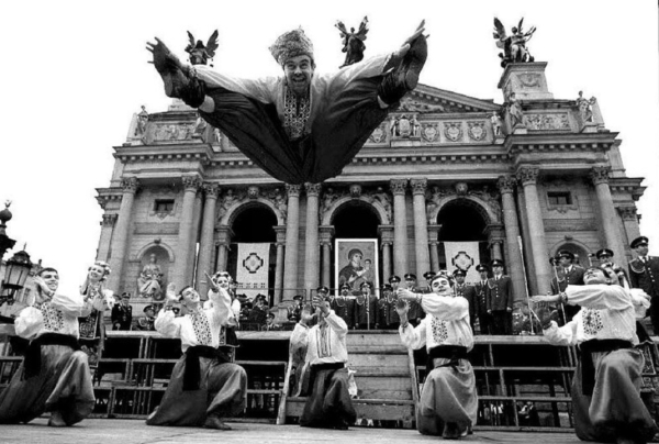 1993 год в России запомнился множеством ярких и значимых событий,..3