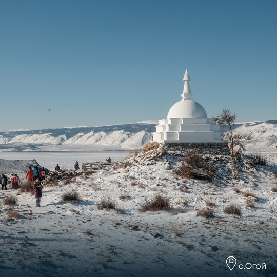 Если вы давно мечтаете увидеть знаменитый лёд Байкала, то пришло..5