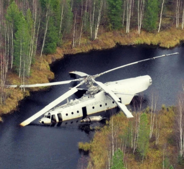 Ми-6 в болоте: памятник жадности и человеческому упрямству

Этот..0