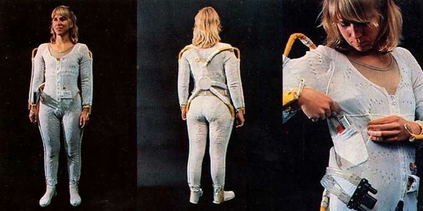 Скафандр астронавта «Аполлон-14» не защищал от радиации?

Год..2