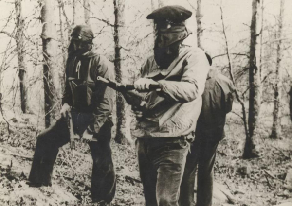 Боевики баскской террористической группировки ЭТА (