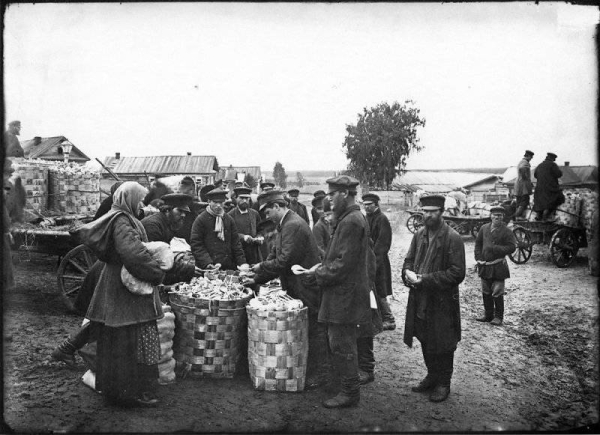 Ложкарный базар в городе Семенове. 1897..0