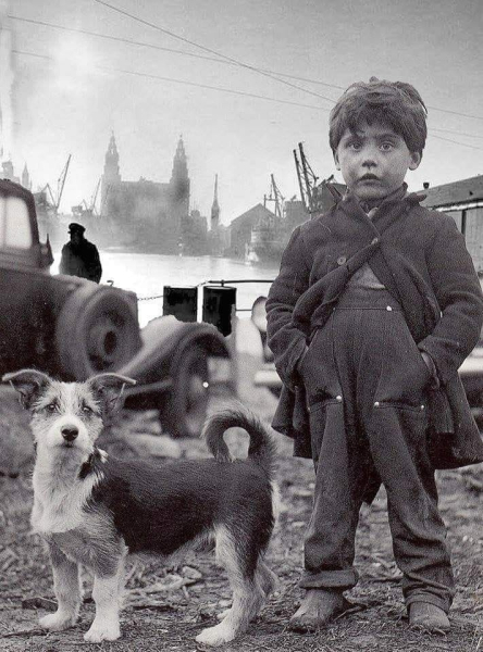 Чудесная фотография! 
 1953..0