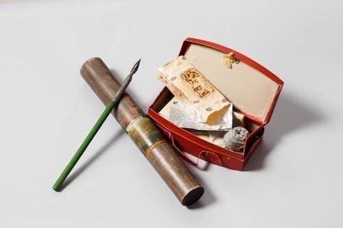 Девочка, шагнувшая со школьной скамьи прямо в бессмертие. 
13..2