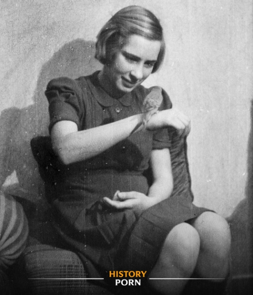Ева Шлосс (урождённая Гейрингер; 11.05.1929, Вена) —..0