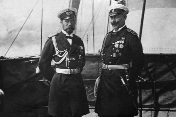 Император Николай II и Кайзер Вильгельм II на борту яхты..0