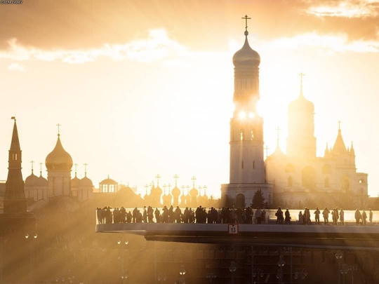 Московские купола в лучах..0