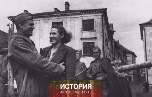 Боец 8-го Эстонского стрелкового корпуса  РККА встретил на улице..0