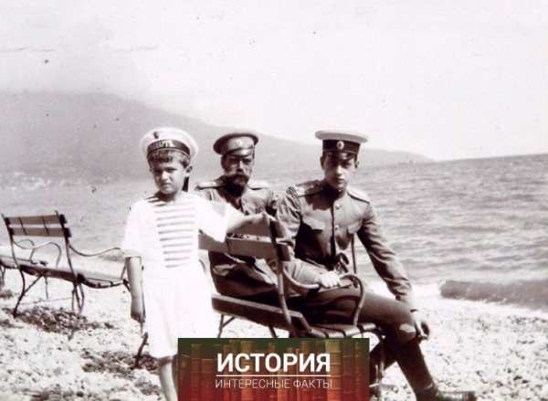 Как Николай II рассматривал возможность переноса столицы в..4