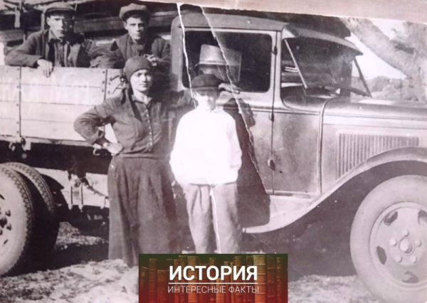 Мироненко Е. И. из колхоза им. «Розы Люксембург» - первая..0