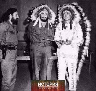 Фидель Кастро с представителем коренных американцев, Оклахома,..0