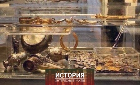 В 1992 году простой фермер Питер Уотлинг, вспахивая поле осенью,..4